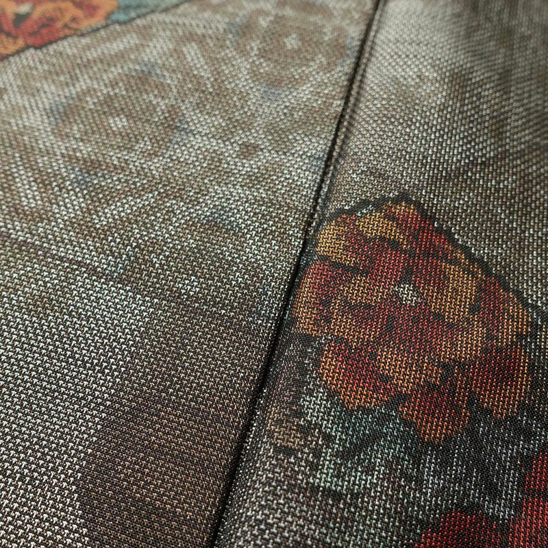 大島紬 美品 証紙なし しつけ糸付き 正絹 花柄 袷仕立て 身丈167cm 裄丈67cm リサイクル着物 着物 茶_画像9