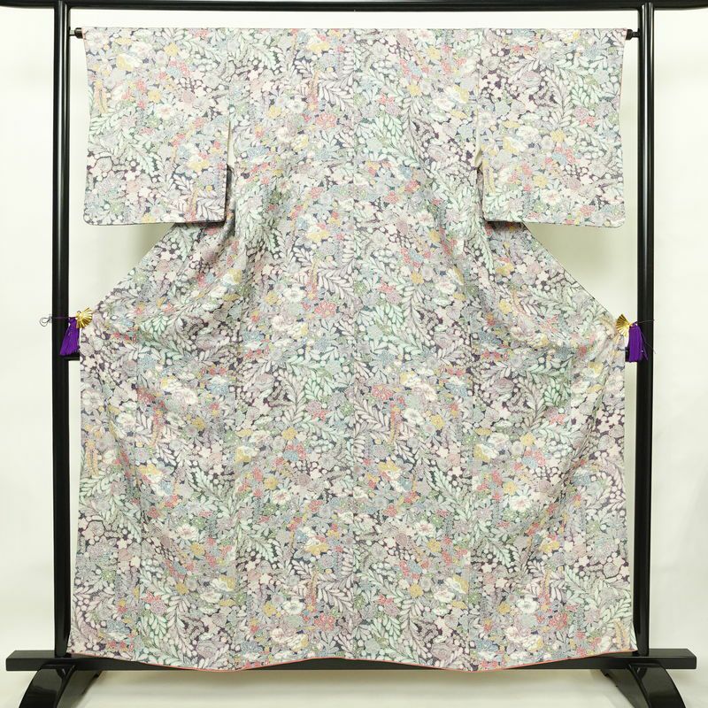 小紋 良品 総柄 正絹 花柄 袷仕立て 身丈158cm 裄丈65cm リサイクル着物 着物 金彩 紫・藤色_画像1