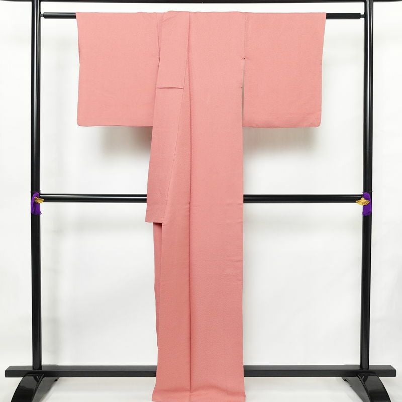 色無地 正絹 袷仕立て 身丈162.5cm 裄丈64.5cm リサイクル着物 着物 お茶会 フォーマル ピンク_画像2