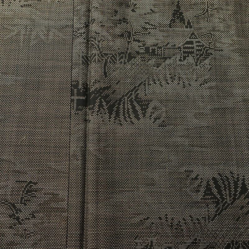 本場大島紬 古代染色純泥染 大島紬 証紙あり 正絹 風景柄 袷仕立て 身丈160.5cm 裄丈64cm リサイクル着物 着物 茶_画像6