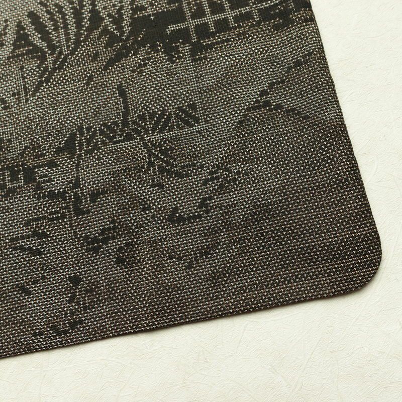 本場大島紬 古代染色純泥染 大島紬 証紙あり 正絹 風景柄 袷仕立て 身丈160.5cm 裄丈64cm リサイクル着物 着物 茶_画像14