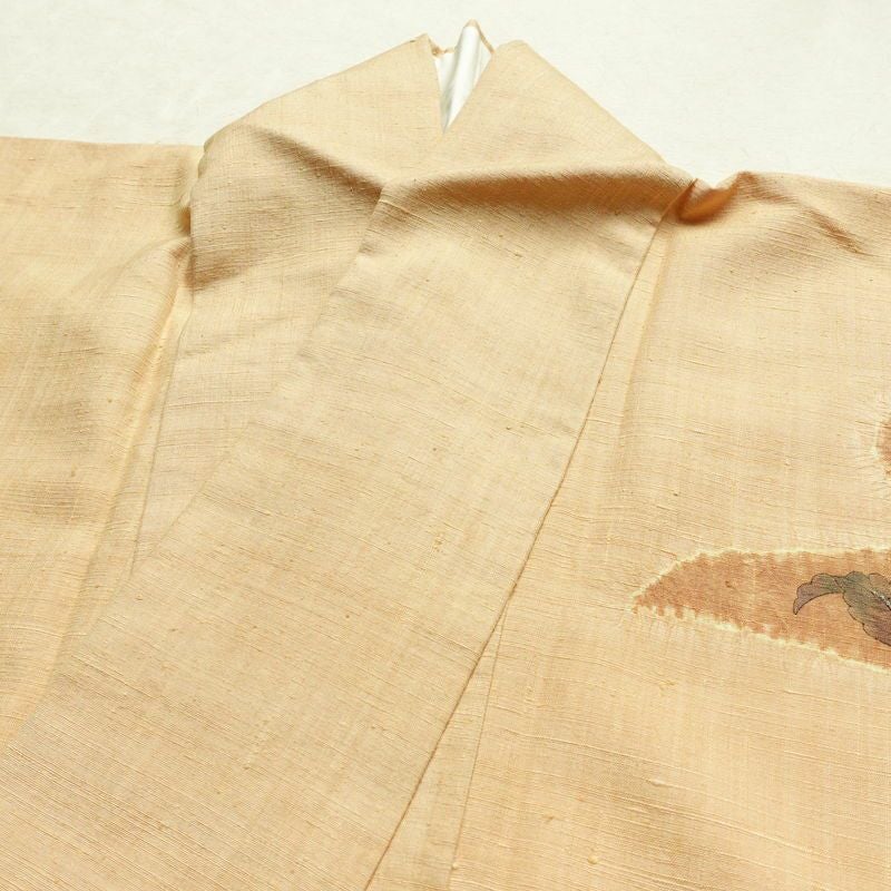 付け下げ 相良刺繍 絞り 正絹 花柄 袷仕立て 身丈157cm 裄丈65cm リサイクル着物 着物 刺繍 紬地 ベージュ_画像19
