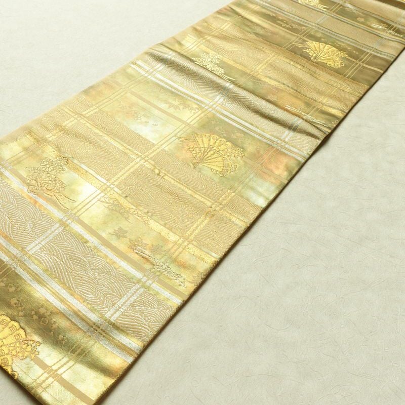 名古屋帯 六通柄 良品 正絹 古典柄 名古屋仕立て なごや帯 リサイクル帯 帯 箔 引箔 扇子 ベージュ_画像8