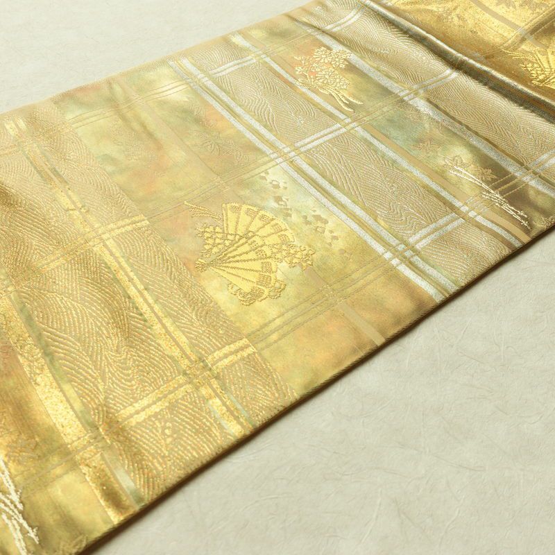 名古屋帯 六通柄 良品 正絹 古典柄 名古屋仕立て なごや帯 リサイクル帯 帯 箔 引箔 扇子 ベージュ_画像11