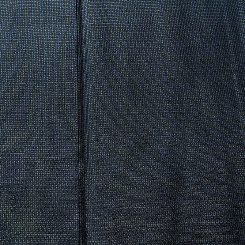 男性用 紬着物 美品 しつけ糸付き アンサンブル 2点セット 正絹 羽織 亀甲柄 袷仕立て 身丈142cm 裄丈68.5cm リサイクル着物 着物 未使用品 青・紺_画像7