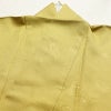 色無地 良品 しつけ糸付き 一つ紋付き 正絹 古典柄 袷仕立て 身丈155cm 裄丈64cm リサイクル着物 着物 お茶会 フォーマル シンプル 黄・黄土色_画像16