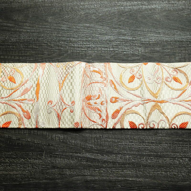 名古屋帯 六通柄 良品 正絹 幾何学柄・抽象柄 名古屋仕立て なごや帯 リサイクル帯 帯 クリーム_画像13