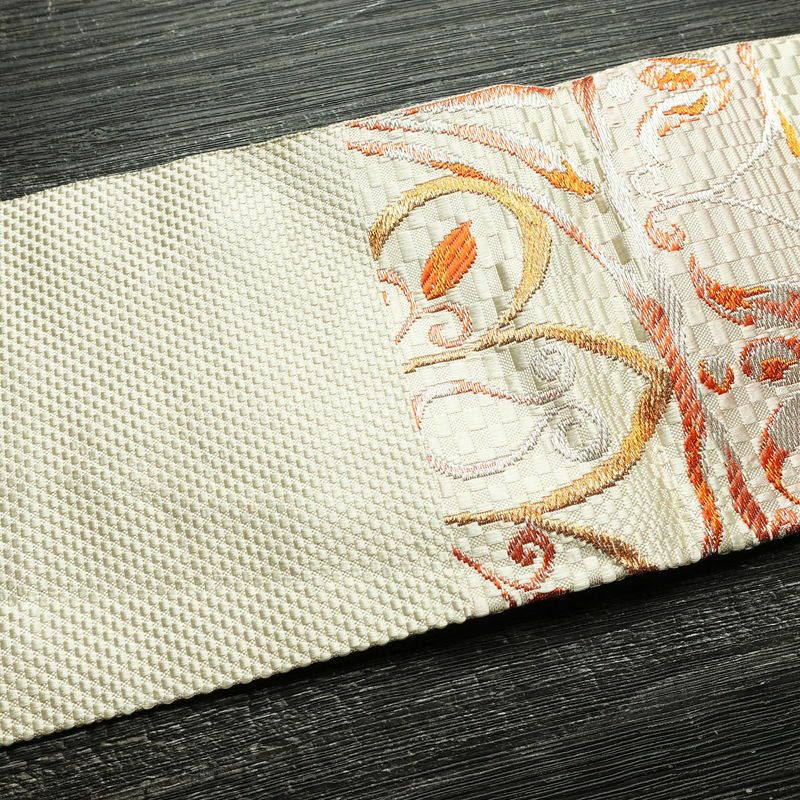 名古屋帯 六通柄 良品 正絹 幾何学柄・抽象柄 名古屋仕立て なごや帯 リサイクル帯 帯 クリーム_画像15