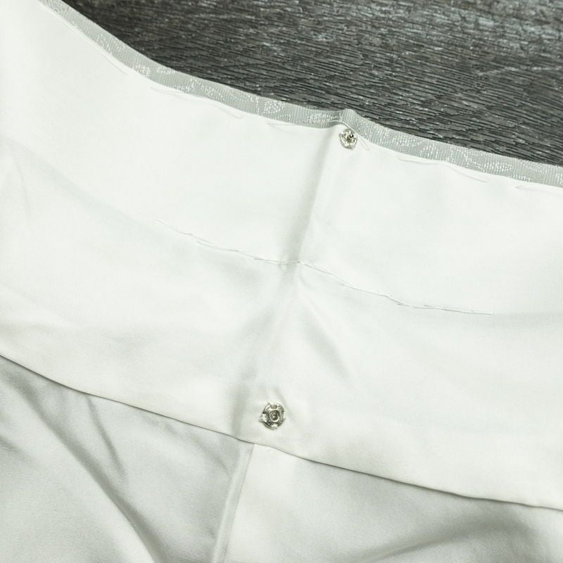 付け下げ 良品 落款入り 一つ紋付き 正絹 木の葉・植物柄 袷仕立て 身丈153.5cm 裄丈65cm リサイクル着物 着物 入学式 卒業式 フォーマル シンプル 上品 グレー_画像20