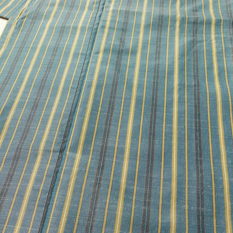 紬 ポリエステル 縞柄・線柄 袷仕立て 身丈163.5cm 裄丈66cm リサイクル着物 着物 モダン カジュアル 青・紺_画像6