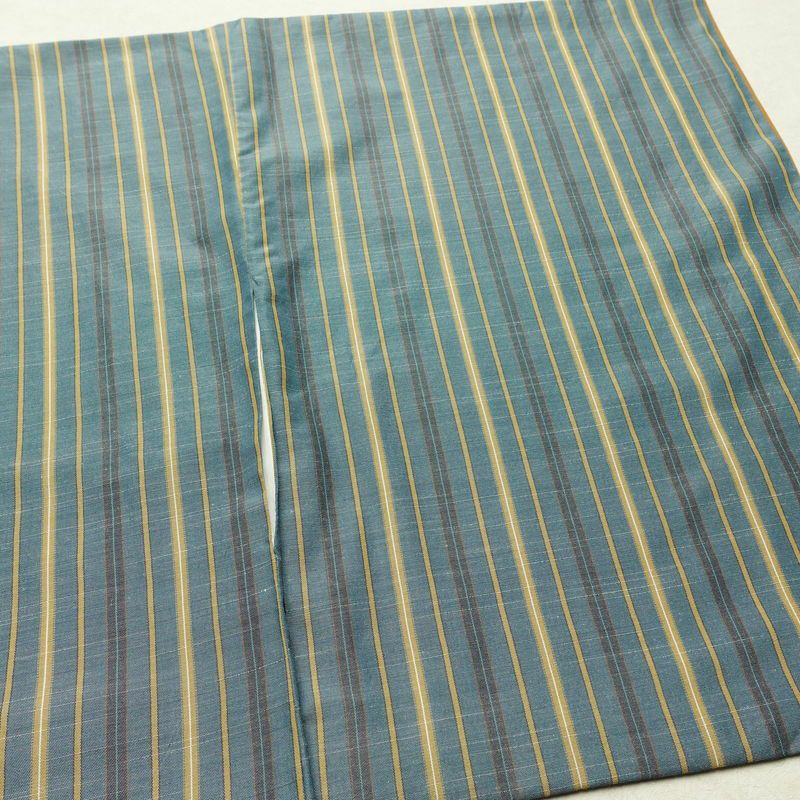 紬 ポリエステル 縞柄・線柄 袷仕立て 身丈163.5cm 裄丈66cm リサイクル着物 着物 モダン カジュアル 青・紺_画像13