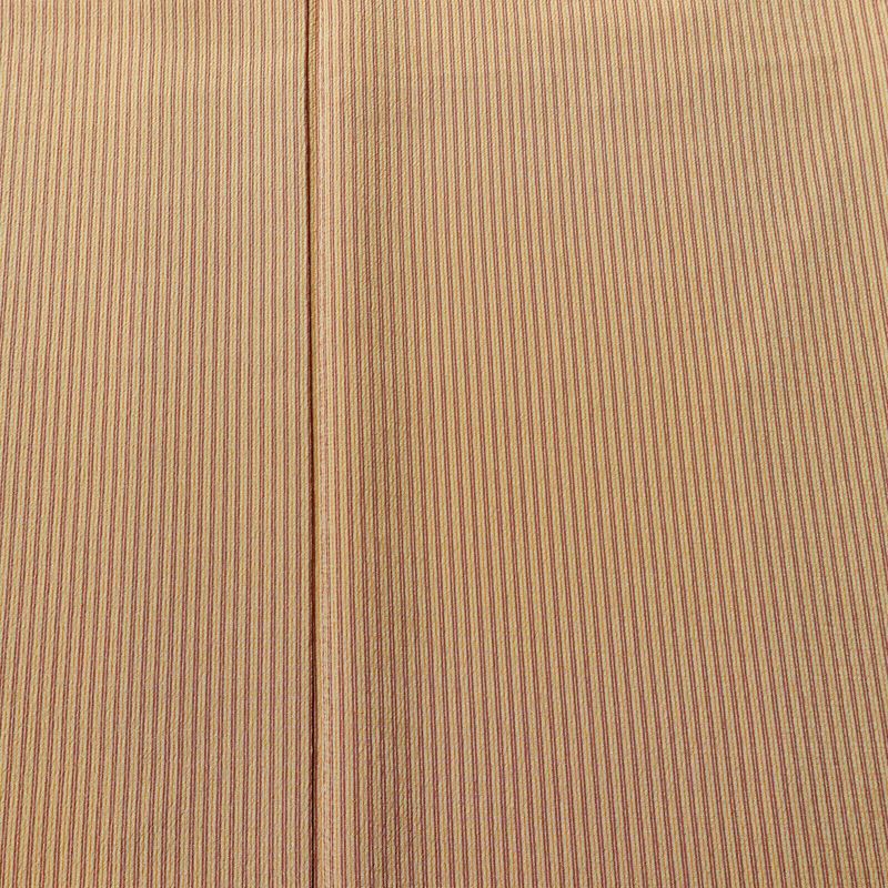 単衣 小紋 縮緬 ポリエステル 縞柄・線柄 単衣仕立て 身丈160cm 裄丈67cm リサイクル着物 着物 シンプル ベージュ_画像6