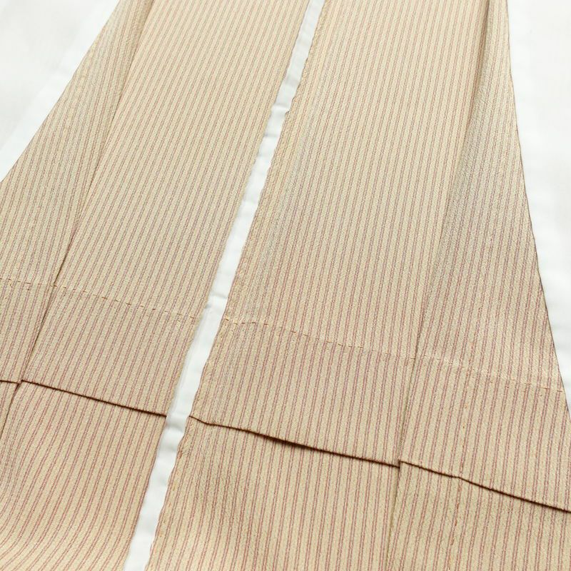 単衣 小紋 縮緬 ポリエステル 縞柄・線柄 単衣仕立て 身丈160cm 裄丈67cm リサイクル着物 着物 シンプル ベージュ_画像19