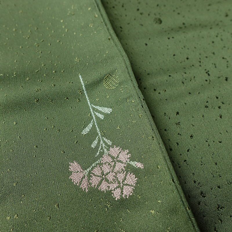 小紋 良品 しつけ糸付き 正絹 花柄 袷仕立て 身丈153cm 裄丈64cm リサイクル着物 着物 緑・うぐいす色_画像9