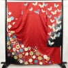 振袖 金駒刺繍 正絹 蝶・昆虫柄 袷仕立て 身丈161cm 裄丈68.5cm リサイクル着物 着物 箔 成人式 二十歳 二十歳の集い パーティー 華やか 桜 赤・朱_画像1