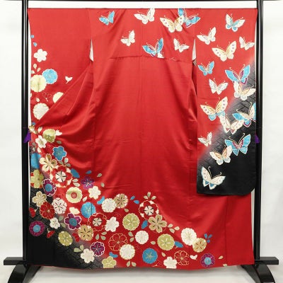 振袖 良品 金駒刺繍 正絹 古典柄 袷仕立て 身丈166.5cm 裄丈66.5cm 