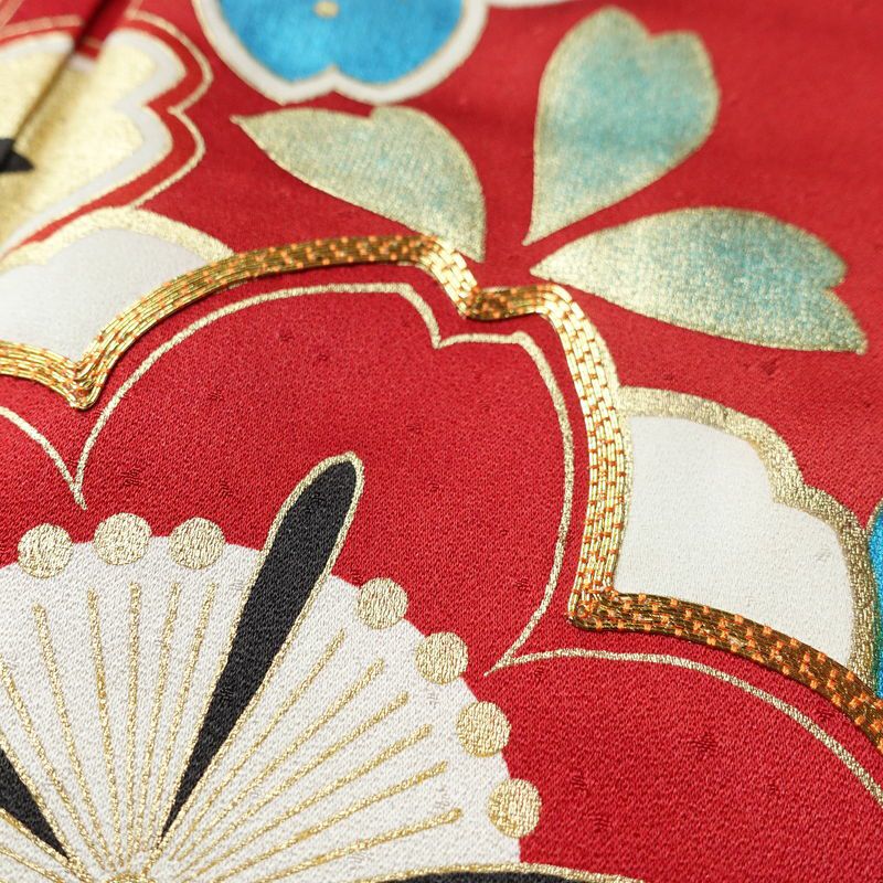 振袖 金駒刺繍 正絹 蝶・昆虫柄 袷仕立て 身丈161cm 裄丈68.5cm リサイクル着物 着物 箔 成人式 二十歳 二十歳の集い パーティー 華やか 桜 赤・朱_画像7