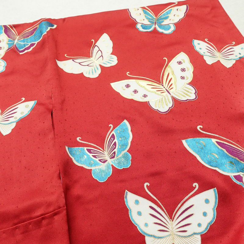振袖 金駒刺繍 正絹 蝶・昆虫柄 袷仕立て 身丈161cm 裄丈68.5cm リサイクル着物 着物 箔 成人式 二十歳 二十歳の集い パーティー 華やか 桜 赤・朱_画像15