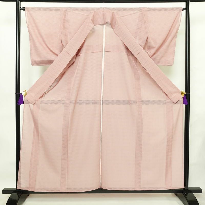 盛夏 色無地 しつけ糸付き 一つ紋付き ポリエステル その他の柄 単衣仕立て 身丈158cm 裄丈64.5cm リサイクル着物 着物 薄物 ピンク_画像3