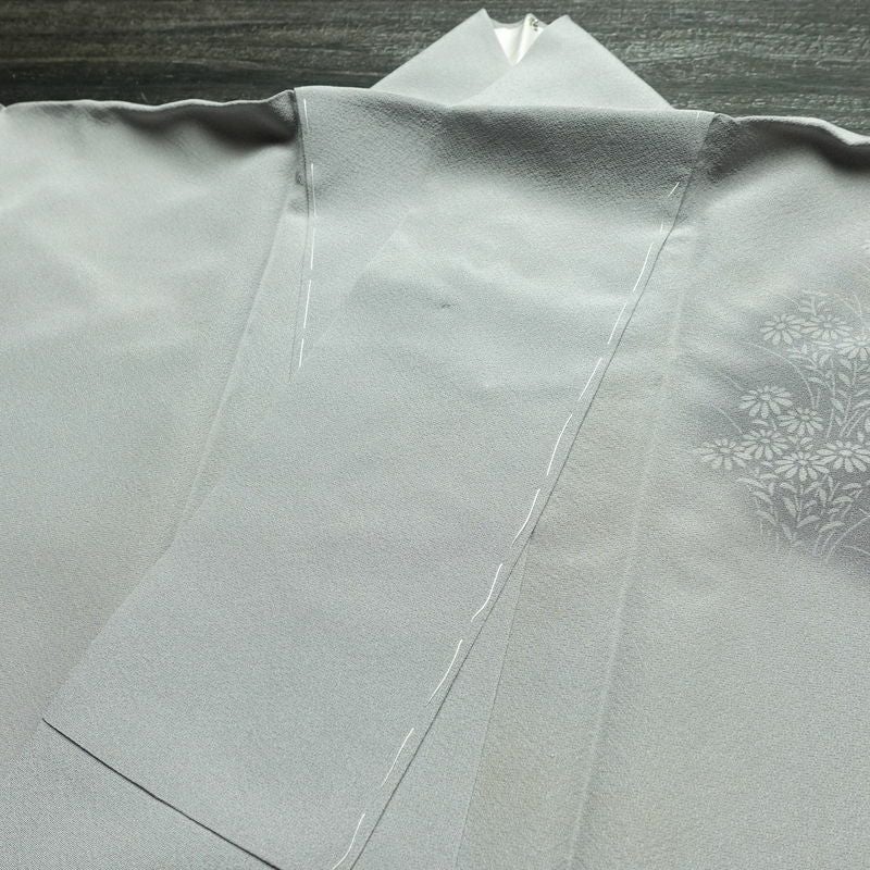 付け下げ 一つ紋付き 正絹 花柄 袷仕立て 身丈158cm 裄丈64.5cm リサイクル着物 着物 箔 入学式 卒業式 七五三 お宮参り フォーマル 上品 グレー_画像15