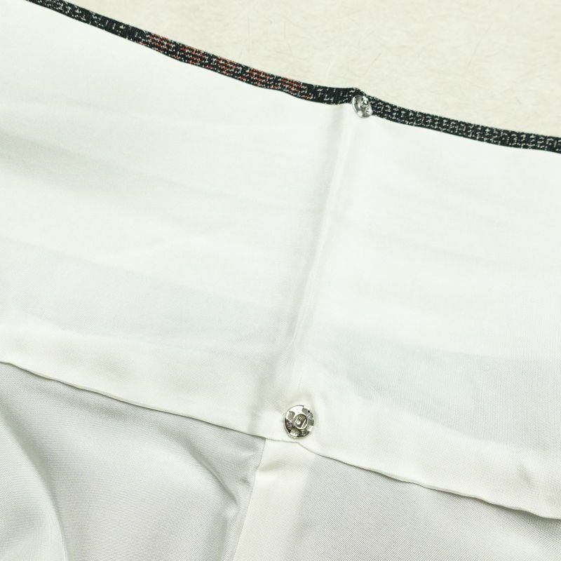 紬 美品 しつけ糸付き 華文紬 手織つむぎ 正絹 古典柄 袷仕立て 身丈158.5cm 裄丈64cm リサイクル着物 着物 黒_画像19