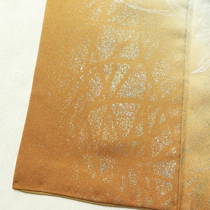 付け下げ 良品 落款入り 正絹 花柄 袷仕立て 身丈166cm 裄丈70cm リサイクル着物 着物 箔 金彩 入学式 卒業式 七五三 お宮参り フォーマル モダン シンプル 緑・うぐいす色_画像11