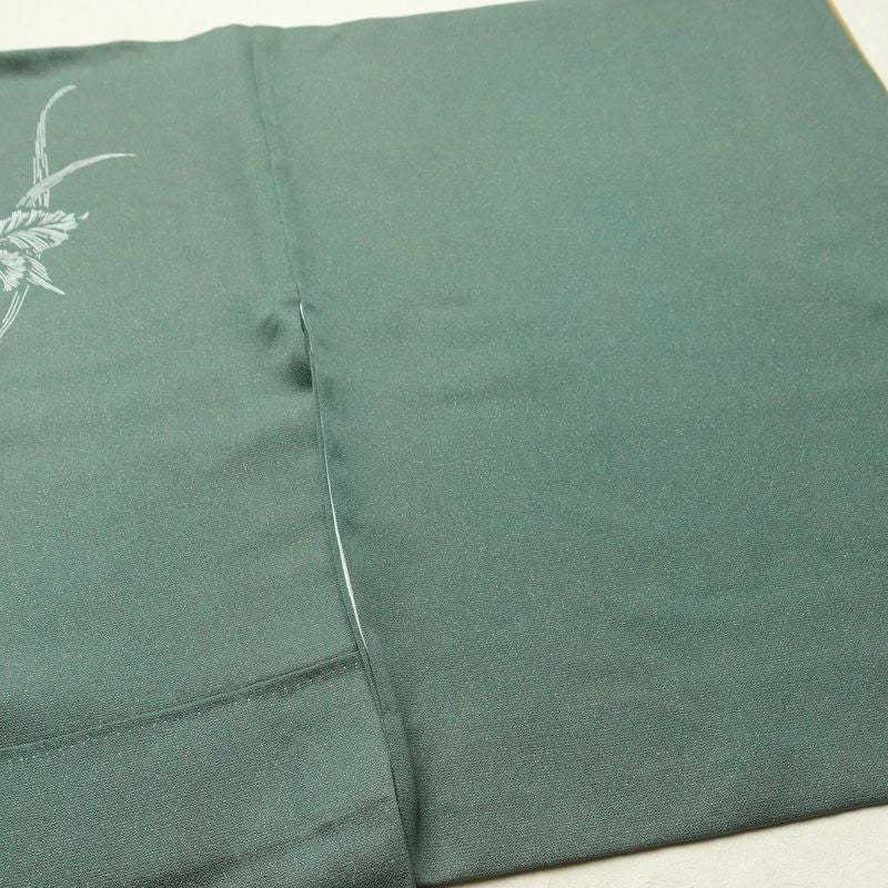 付け下げ 良品 落款入り 正絹 花柄 袷仕立て 身丈166cm 裄丈70cm リサイクル着物 着物 箔 金彩 入学式 卒業式 七五三 お宮参り フォーマル モダン シンプル 緑・うぐいす色_画像14