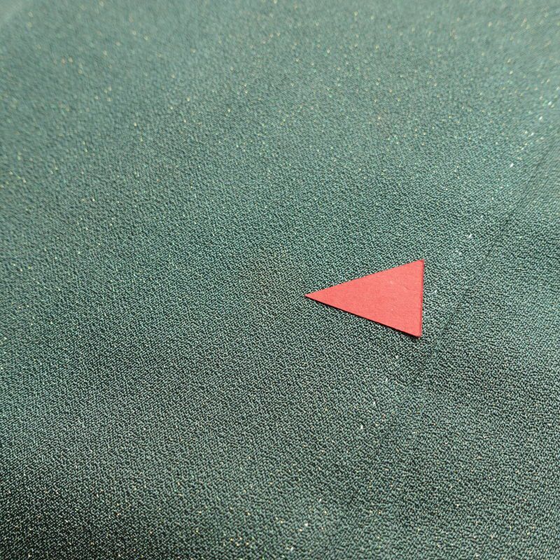 付け下げ 良品 落款入り 正絹 花柄 袷仕立て 身丈166cm 裄丈70cm リサイクル着物 着物 箔 金彩 入学式 卒業式 七五三 お宮参り フォーマル モダン シンプル 緑・うぐいす色_画像19