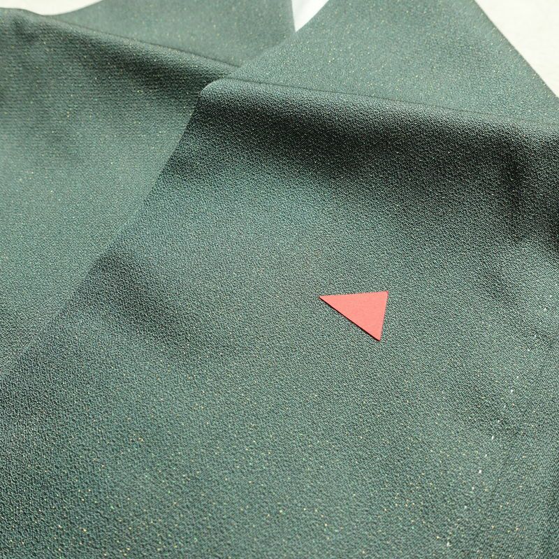 付け下げ 良品 落款入り 正絹 花柄 袷仕立て 身丈166cm 裄丈70cm リサイクル着物 着物 箔 金彩 入学式 卒業式 七五三 お宮参り フォーマル モダン シンプル 緑・うぐいす色_画像20