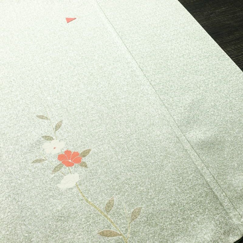 訪問着 良品 正絹 花柄 袷仕立て 身丈159.5cm 裄丈70cm リサイクル着物 着物 箔 入学式 卒業式 七五三 お宮参り フォーマル 緑・うぐいす色_画像10