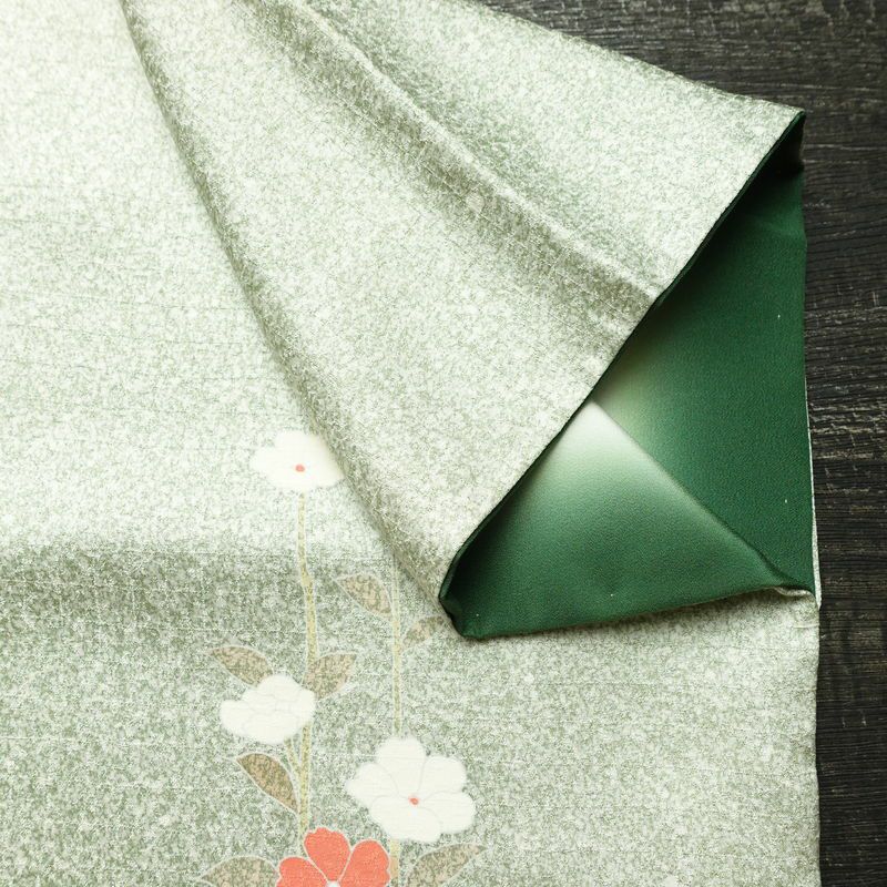訪問着 良品 正絹 花柄 袷仕立て 身丈159.5cm 裄丈70cm リサイクル着物 着物 箔 入学式 卒業式 七五三 お宮参り フォーマル 緑・うぐいす色_画像13