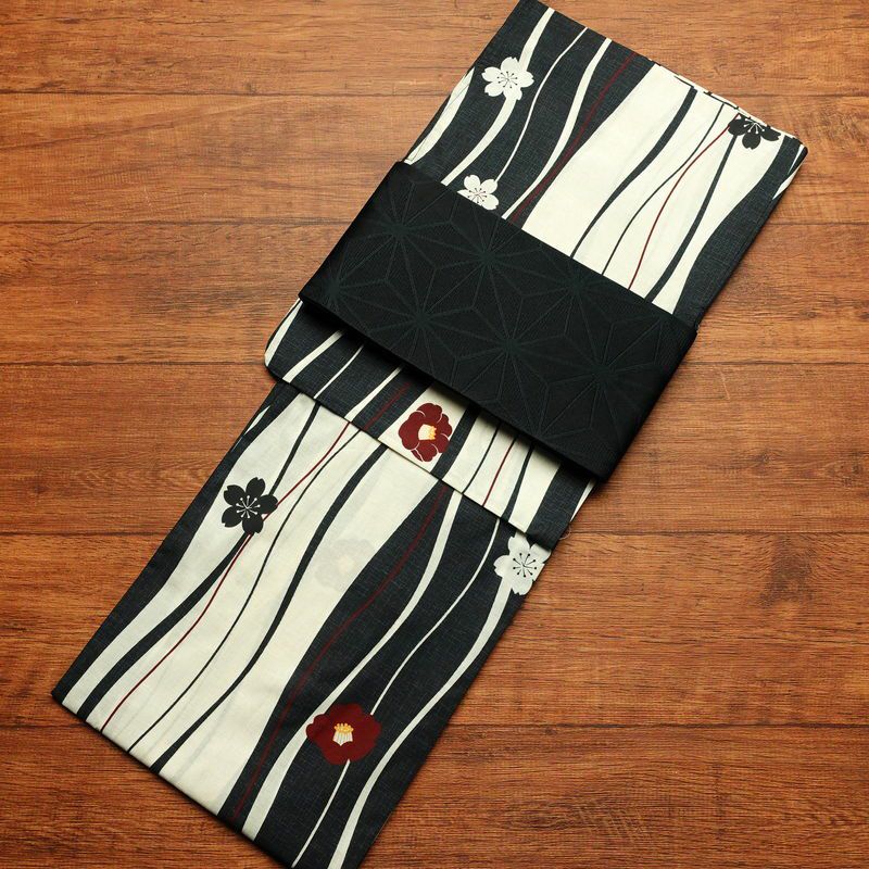 振袖 良品 金駒刺繍 正絹 古典柄 袷仕立て 身丈166.5cm 裄丈66.5cm
