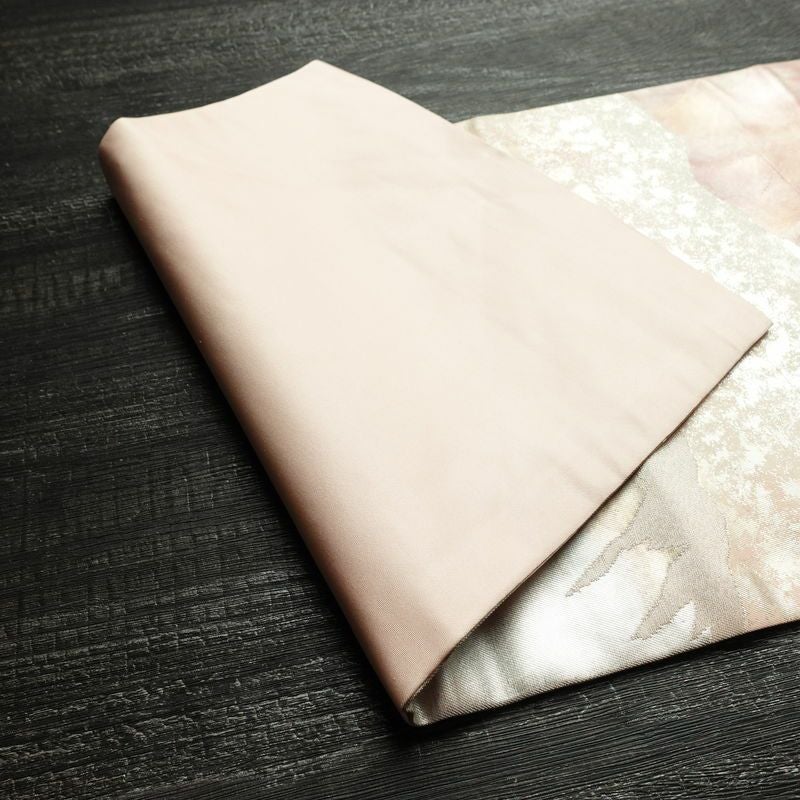 名古屋帯 六通柄 正絹 幾何学柄・抽象柄 名古屋仕立て なごや帯 リサイクル帯 帯 引箔 ピンク_画像9