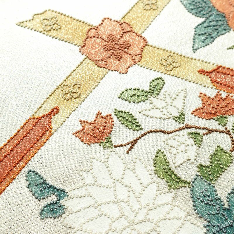 名古屋帯 太鼓柄 相良刺繍 正絹 花柄 名古屋仕立て なごや帯 リサイクル帯 帯 刺繍 金・銀_画像6