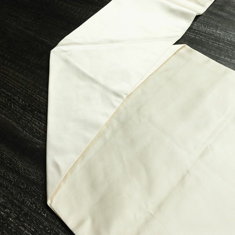 名古屋帯 太鼓柄 正絹 蝶・昆虫柄 名古屋仕立て なごや帯 リサイクル帯 帯 箔 金糸 白_画像19