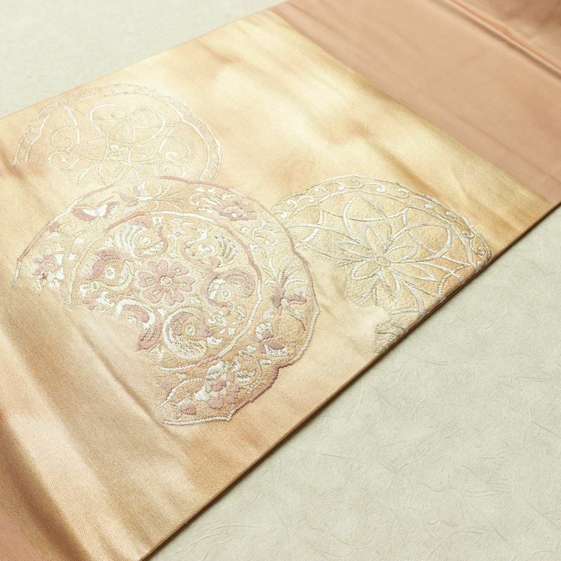 名古屋帯 太鼓柄 良品 正絹 幾何学柄・抽象柄 名古屋仕立て なごや帯 リサイクル帯 帯 ピンクベージュ ベージュ_画像11