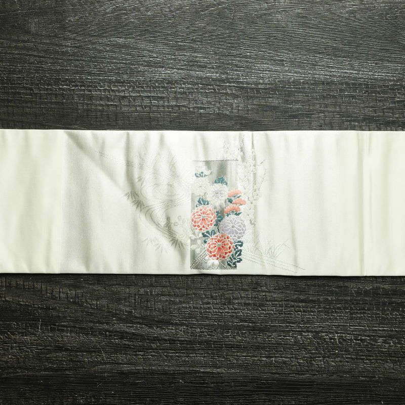 名古屋帯 プラチナ箔 太鼓柄 良品 正絹 花柄 名古屋仕立て なごや帯 リサイクル帯 帯 箔 上品 金・銀_画像13