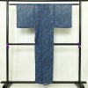 盛夏 良品 夏用 バチ衿仕立て ポリエステル 古典柄 単衣仕立て 身丈151cm 裄丈68cm リサイクル着物 着物 青・紺_画像2
