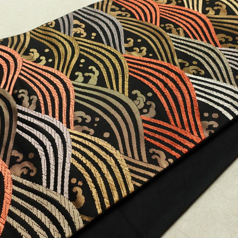 名古屋帯 六通柄 正絹 流水・波柄 通し仕立て なごや帯 リサイクル帯 帯 箔 黒_画像11