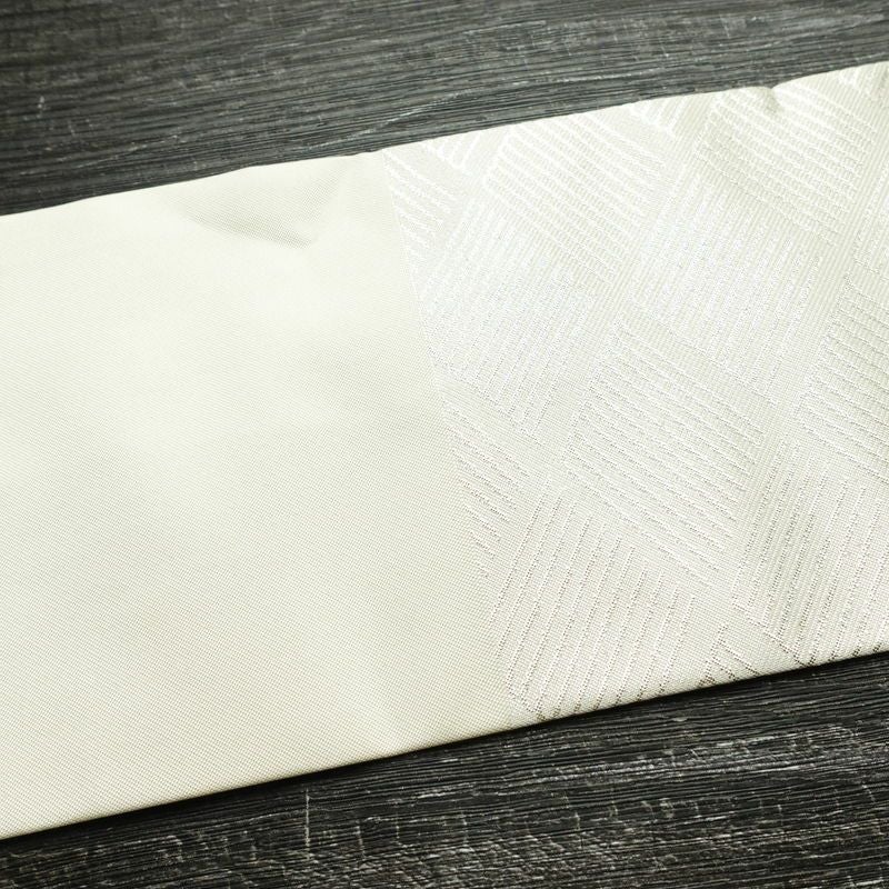 名古屋帯 太鼓柄 美品 正絹 花柄 名古屋仕立て なごや帯 リサイクル帯 帯 刺繍 箔 未使用品 桜 金・銀_画像15