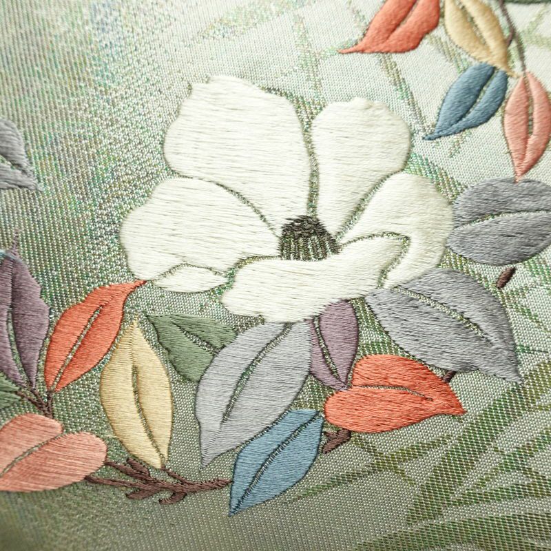 名古屋帯 太鼓柄 正絹 花柄 名古屋仕立て なごや帯 リサイクル帯 帯 椿 刺繍 箔 緑・うぐいす色_画像3