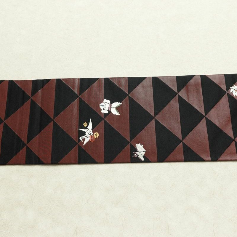 名古屋帯 六通柄 良品 正絹 古典柄 名古屋仕立て なごや帯 リサイクル帯 折り鶴 折り紙 かざぐるま 帯 刺繍 黒_画像14