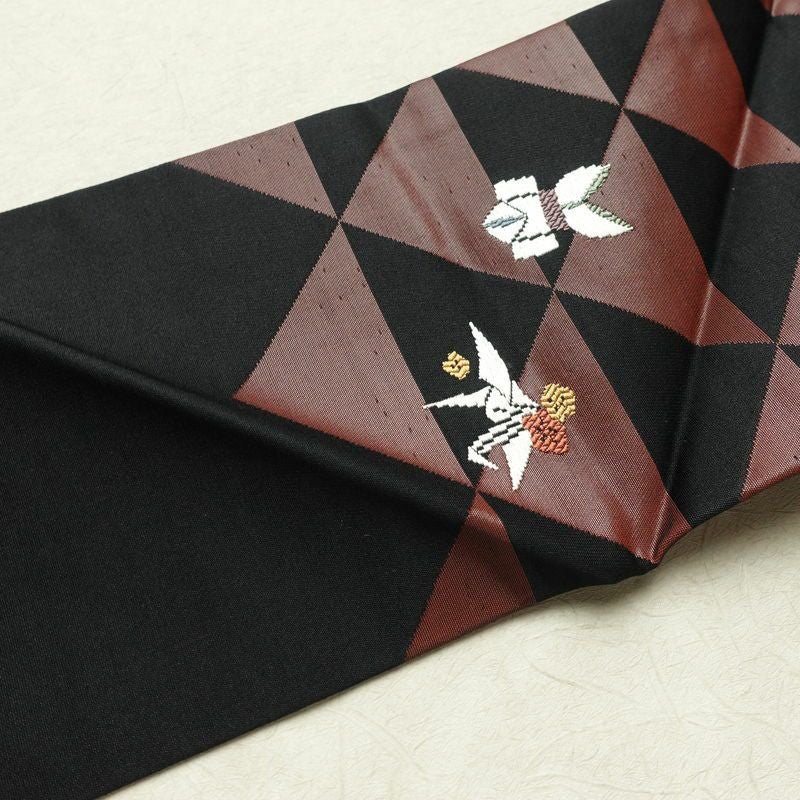 名古屋帯 六通柄 良品 正絹 古典柄 名古屋仕立て なごや帯 リサイクル帯 折り鶴 折り紙 かざぐるま 帯 刺繍 黒_画像15