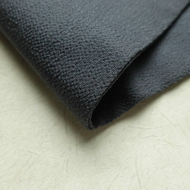 名古屋帯 全通柄 良品 縮緬 正絹 幾何学柄・抽象柄 名古屋仕立て なごや帯 リサイクル帯 くすみブルー 帯 青・紺_画像10