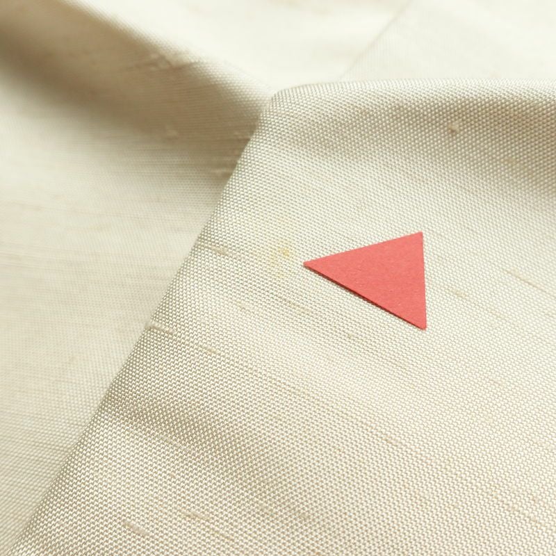 訪問着 加賀友禅 紬訪問着 元子 落款入り 正絹 花柄 袷仕立て 身丈160.5cm 裄丈68cm リサイクル着物 一部しつけ糸付き 着物 紬地 クリーム_画像18