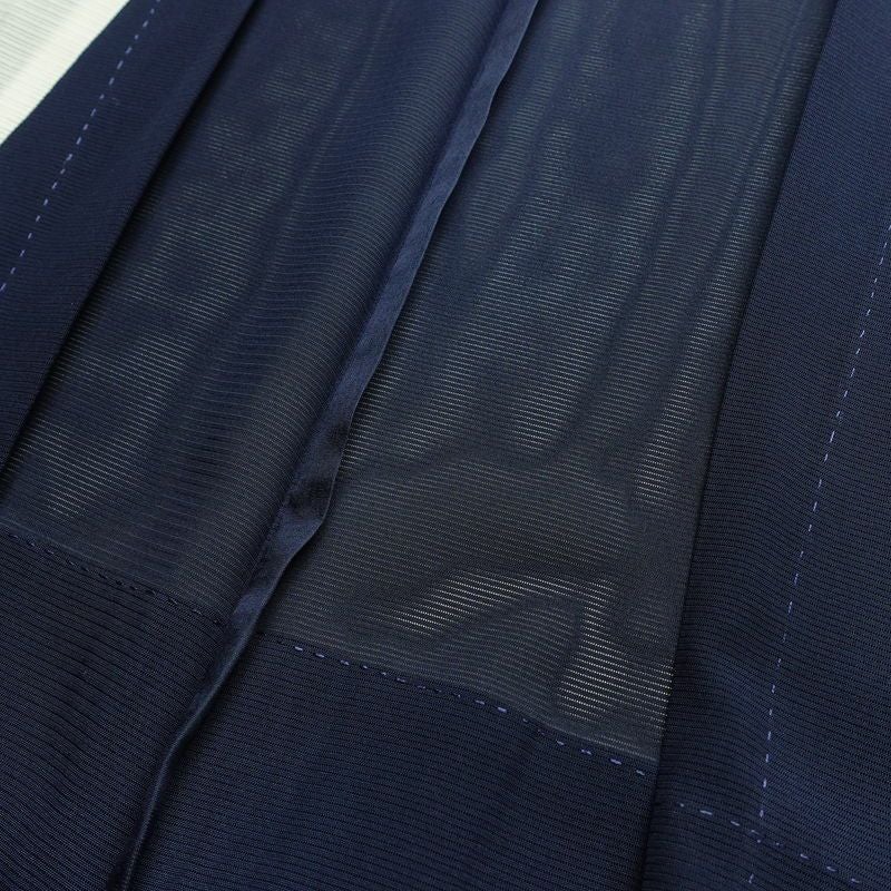 盛夏 付け下げ 絽 良品 しつけ糸付き 夏用 正絹 木の葉・植物柄 単衣仕立て 身丈163cm 裄丈68.5cm リサイクル着物 付下 着物 刺繍 薄物 青・紺_画像19