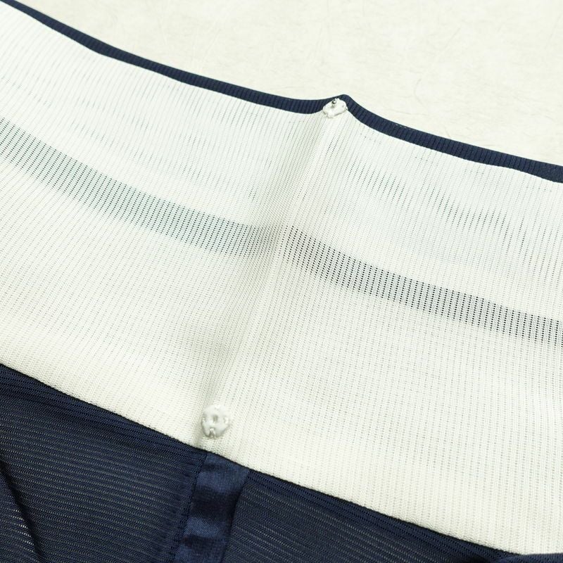 盛夏 付け下げ 絽 良品 しつけ糸付き 夏用 正絹 木の葉・植物柄 単衣仕立て 身丈163cm 裄丈68.5cm リサイクル着物 付下 着物 刺繍 薄物 青・紺_画像20