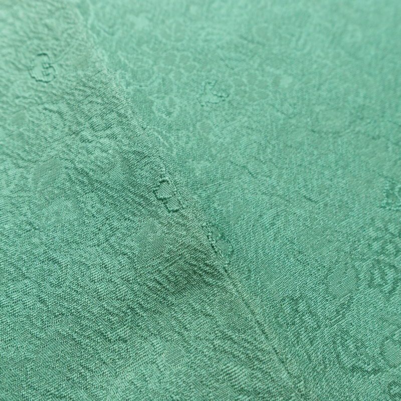 色無地 しつけ糸付き 正絹 木の葉・植物柄 袷仕立て 身丈167.5cm 裄丈67.5cm リサイクル着物 着物 緑・うぐいす色_画像11