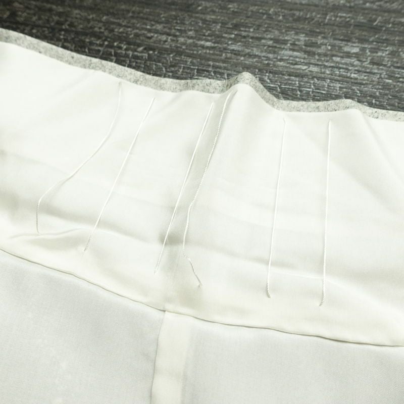 訪問着 一つ紋付き 正絹 花柄 袷仕立て 身丈167cm 裄丈66cm リサイクル着物 着物 刺繍 箔 共八掛 金彩 芍薬 菊 グレー_画像20