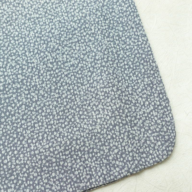 単衣 小紋 良品 縮緬 正絹 その他の柄 単衣仕立て 身丈163cm 裄丈64.5cm リサイクル着物 着物 青・紺_画像13